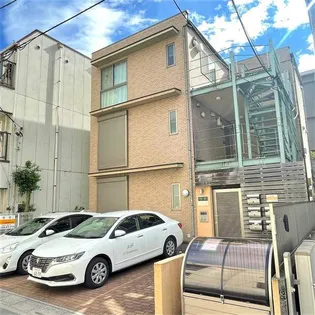 暫草(シバラクソウ)【2階】の外観