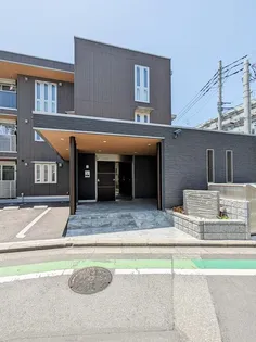 インペリアルヒルズ【3階】の外観