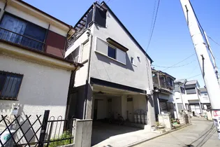 メゾン幸英【2階】の外観