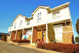 フォンタ−ナ【2階】の外観