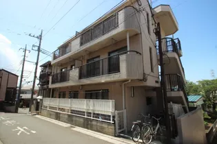 ディバインアートコハラの画像