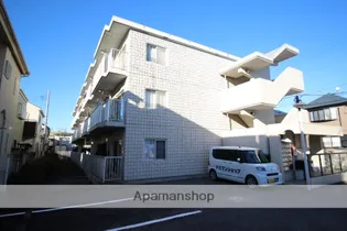 シャトル駒林【1階】の外観