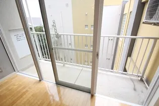 DIMENSION−5【B201号室】の内装