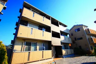 ラクールBの画像