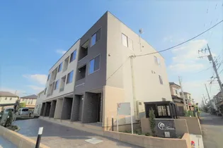 アレーナ ウエスト【3階】の外観