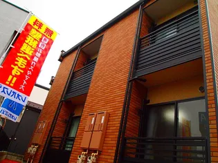 レオネクストエルヴィータⅡ【1階】の外観