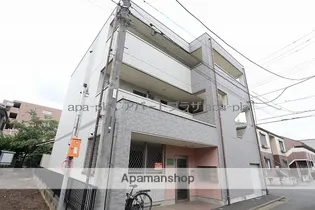 ロハスY新宿【3階】の外観