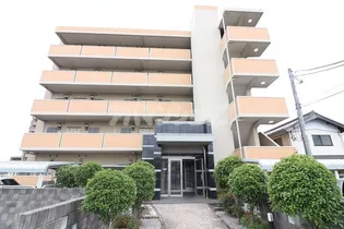 プラシード【3階】の外観