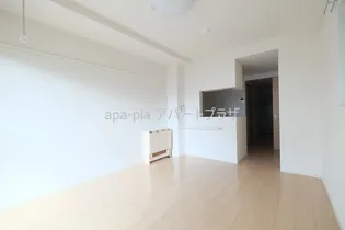 グランデ新宿【1階】の居間