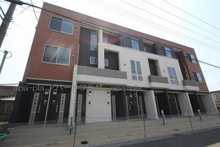 アトランティス【3階】の外観