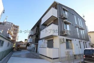 プラシード【2階】の外観