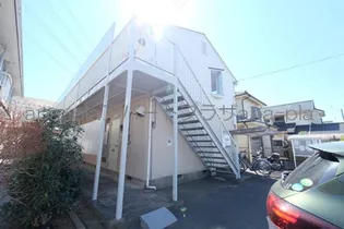 コスモプラザ B【2階】の外観