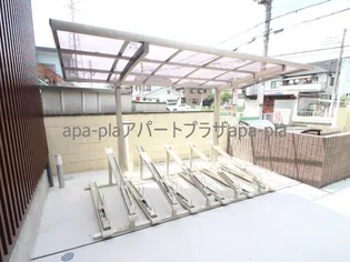 リブリ・プレゾン【1階】の外観