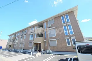 DーROOM高坂弐番町【3階】の外観