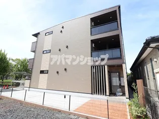 ヒカルサ北坂戸【3階】の外観