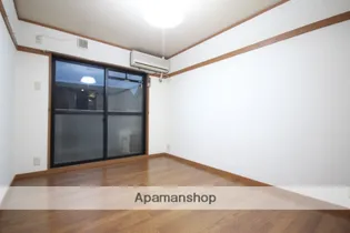 J&Bマンション【1階】の居間