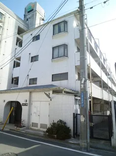 ファミリー戸田【3階】の外観