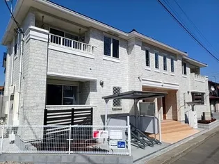 ジュネス アウラ【1階】の外観