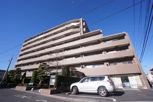 グランドフェア【101号室】の外観