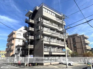 ジュネス本町【305号室】の外観