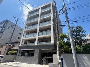 ウィスタリアコートの画像