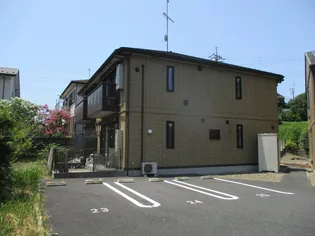 べべソラーナ【1階】の外観