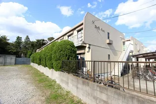 ヴィラ中山 A棟【1階】の外観