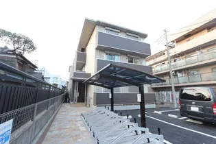 リヴェールコート【1階】の外観