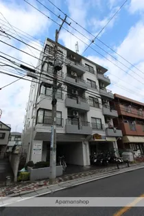 ラーク市川【4階】の外観