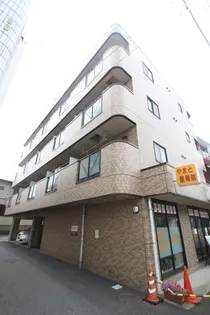 メゾンフローラ市川【2階】の外観