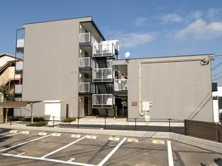 レオパレスRTフォーブル【1階】の外観