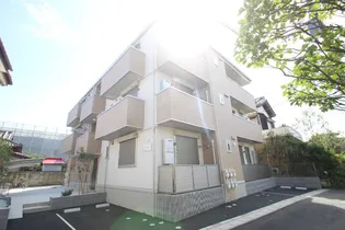 フラーリッシュ【1階】の外観