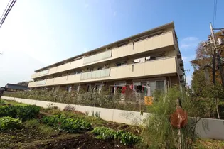 フルール ポワール【2階】の外観