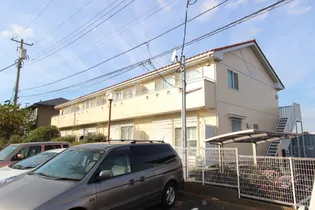 ファーストワン【2階】の外観