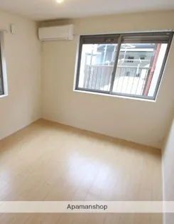 アザレアコート【101号室】の居間