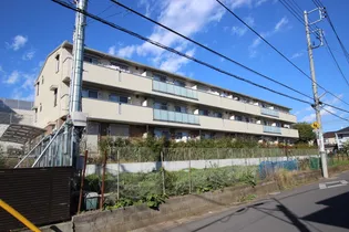 フルール ポワール【2階】の外観