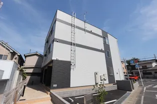 シャ・グリーJ【1階】の外観