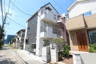 サンメゾン中山【2階】の外観