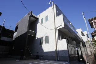 リブリ・アルピコルド【1階】の外観