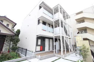 リブリ・ヨシキ【2階】の外観