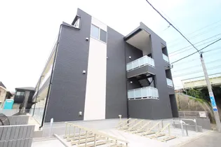 メゾン ド コンフォート宮本A【1階】の外観