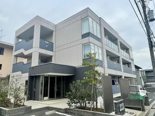 CRECIA【2階】の外観