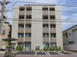 ロイヤル スリー【2階】の外観