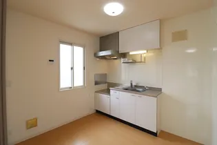 ランコントル成田【2階】のキッチン