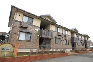 ベルフラット A・B・C【1階】の外観