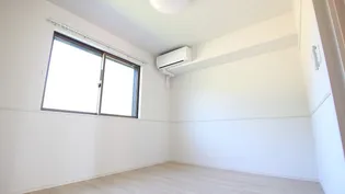 ウエクンロイテⅡ【1階】の内装