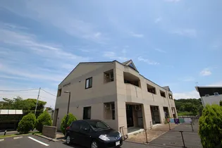 イーストプレイス【2階】の外観