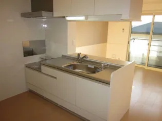 ル ソレイユ【1階】のキッチン