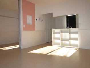 ル ソレイユ【1階】の居間