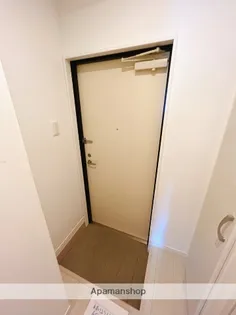 グレイスコート神明町【6階】の玄関